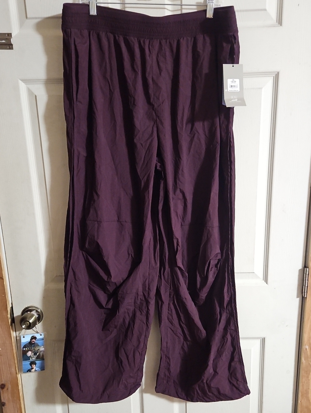 Avia Crinkle Pants with Pleated Knees: MOLTEN EARTH: NEW WITH TAGS: XL (16-18)